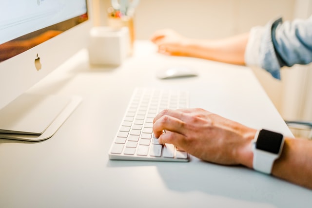 Over 800 GP locums sign up to NHSmail