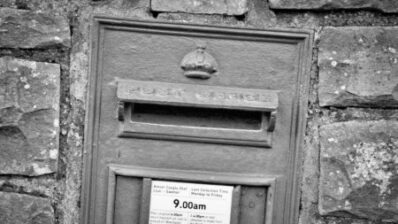 Two-week referrals: a cocktail for complaints in general practice