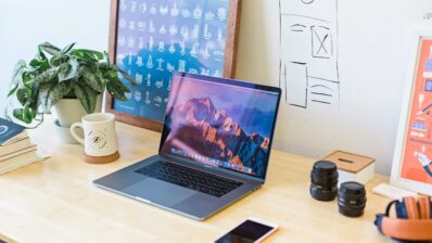 LocumDeck adds off-locum work functionality for fees, non-clinical work and OOH